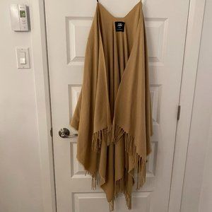Ardene beige poncho